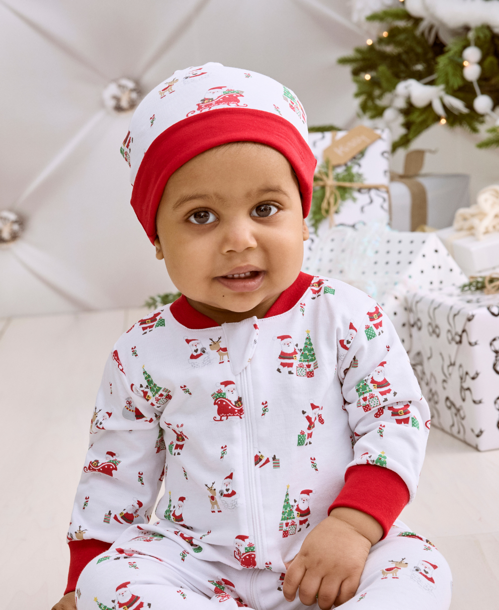 Christmas Capers Hat - Kissy Kissy